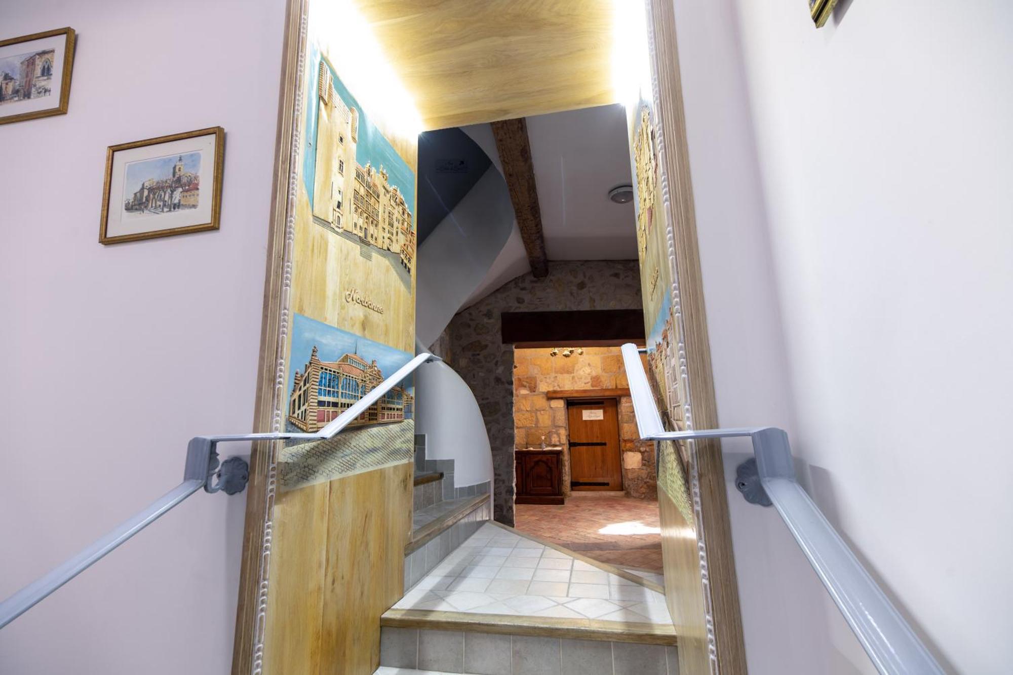 Couvent Des Carmes Hotel Narbonne Exterior photo